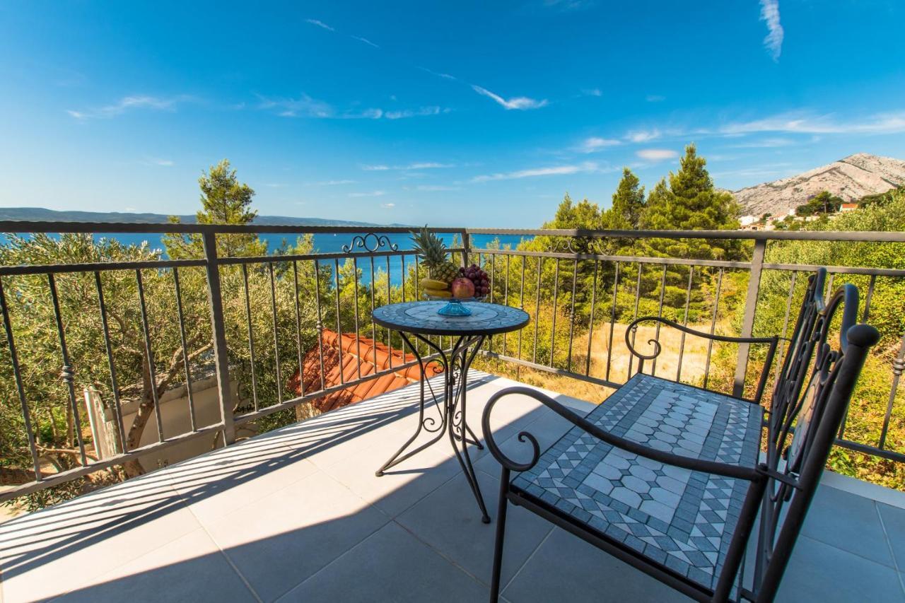 Near The Beach Apartments Jagodia Брела Екстериор снимка
