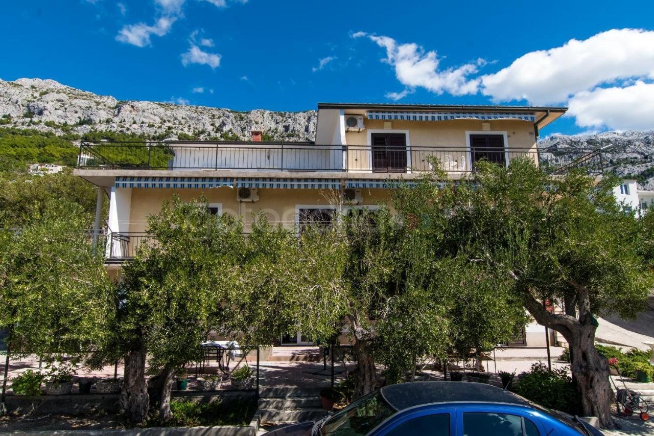 Near The Beach Apartments Jagodia Брела Екстериор снимка