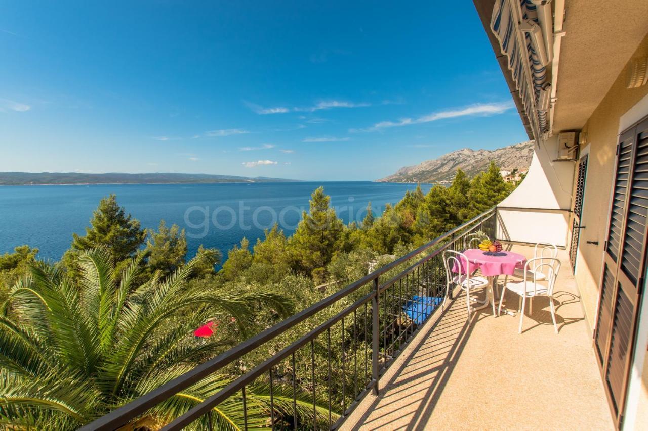 Near The Beach Apartments Jagodia Брела Екстериор снимка
