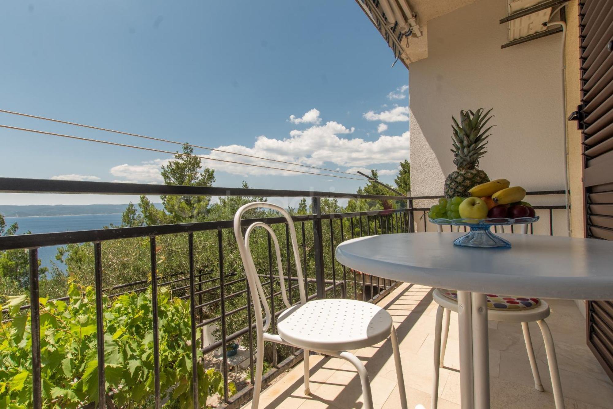 Near The Beach Apartments Jagodia Брела Екстериор снимка
